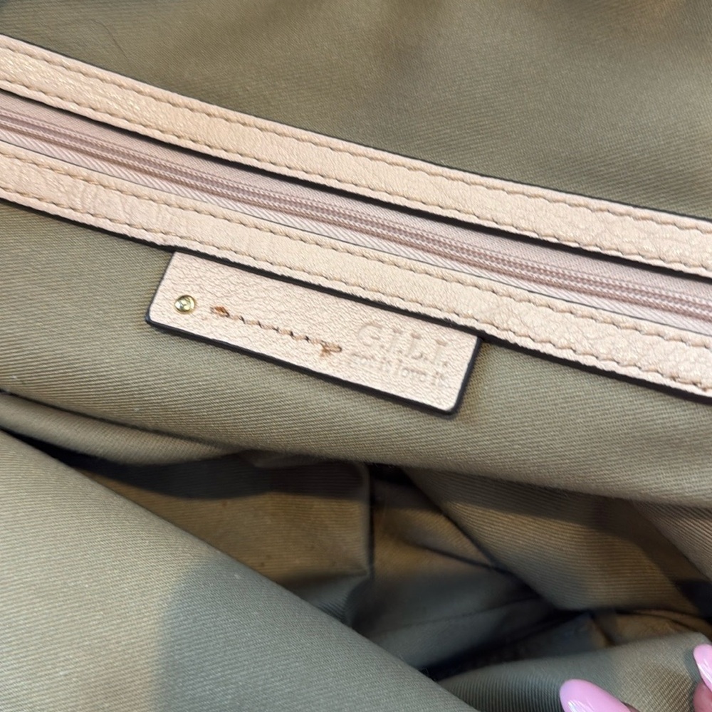 G.I.L.I Cream Textured Women's Bag - Picture 5 of 7